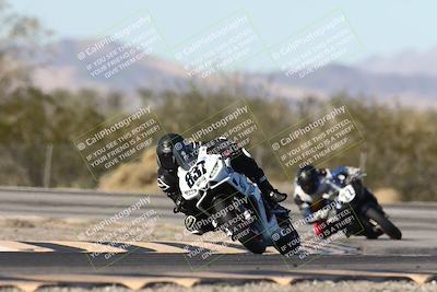 media/Dec-06-2025-CVMA (Sat) [[4a896cc04c]]/Race 6-Formula Twins-Formula 40 UL/